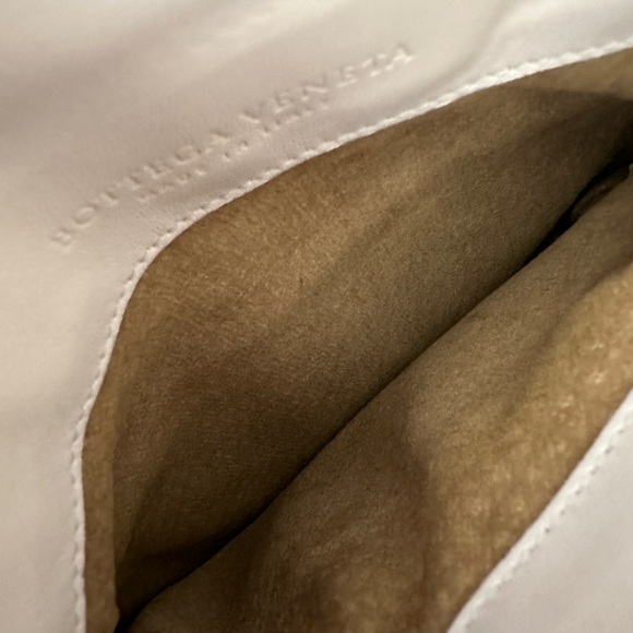 Authentic BV Nappa Intrecciato Small Chain Crossbody - Picture 12 of 13